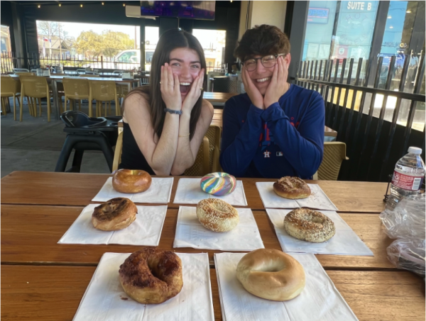 Navigation to Story: Bring on the Bagels