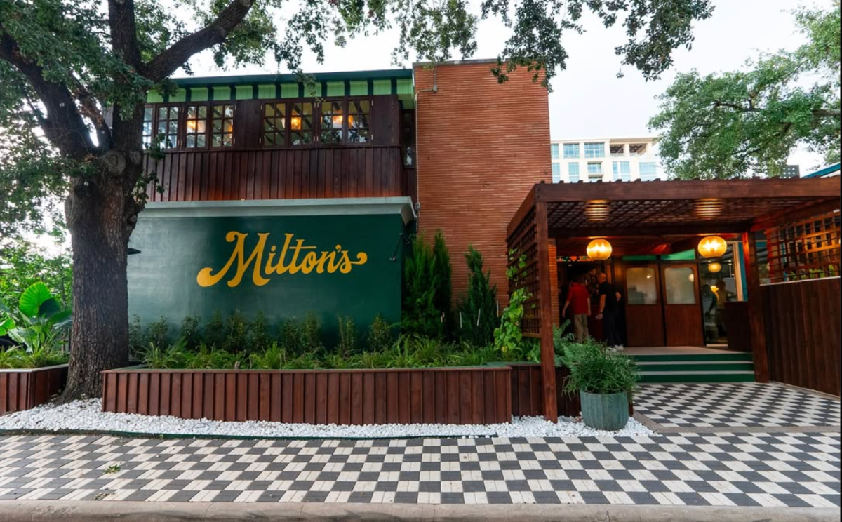 The exterior of Milton's American trattoria in Rice Village | Photo by Mario-Sebastian Berry